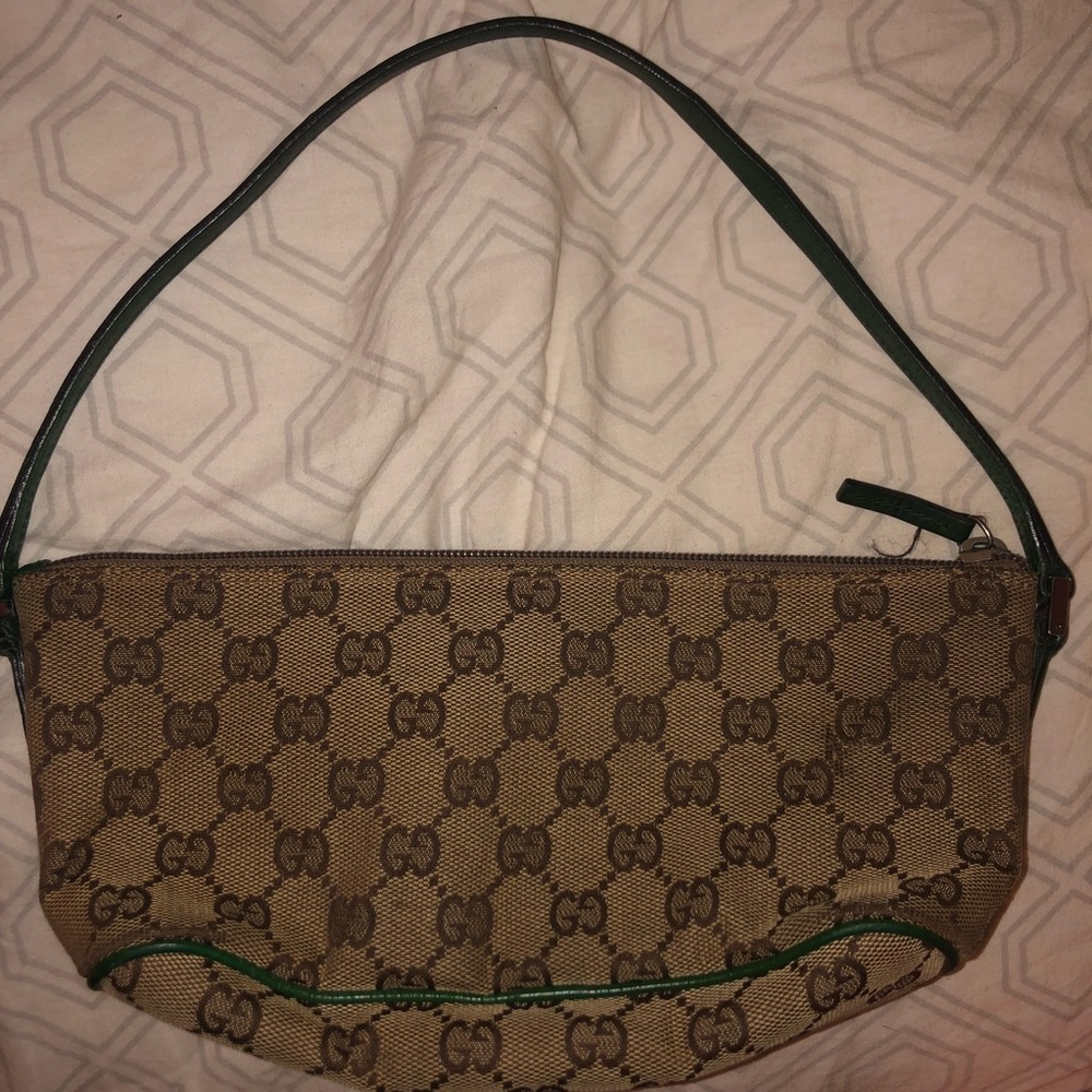 Authentic Gucci Brown Monogram Baguette Purse - Picture 3 of 8